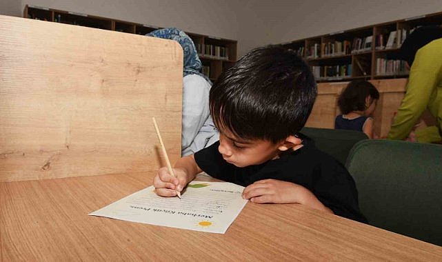 Osmangazi’de çocuklar mektup yazma alışkanlığı kazandı