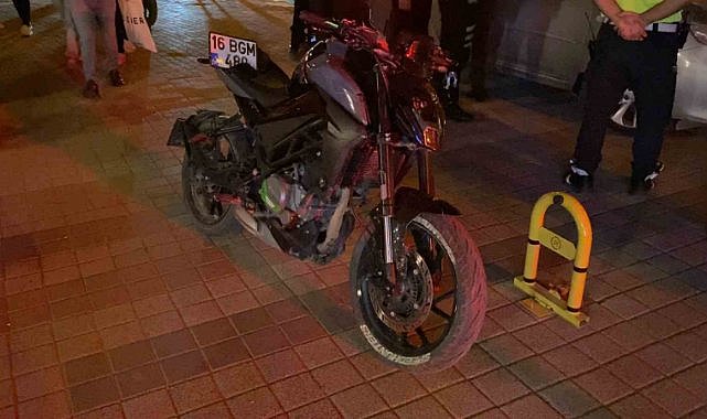 Polisi peşine takan motosikletli, kaza yapınca yakalandı