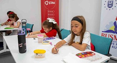 Sanat atölyeleri çocukların hayatlarına renk kattı