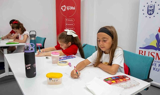 Sanat atölyeleri çocukların hayatlarına renk kattı