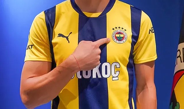 Süper Lig'de yılın bombası patladı! Fenerbahçe İstanbul'a getiriyor