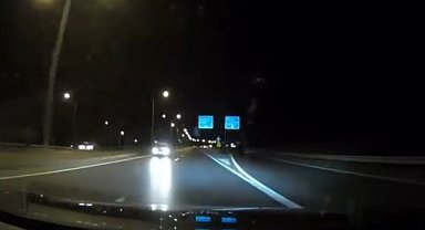 Bursa’da ters yöne giren araç yürekleri ağıza getirdi