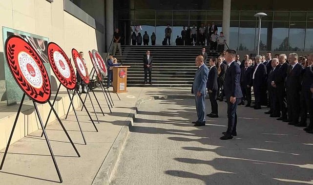 Bursa’da yeni adli yıl törenle başladı