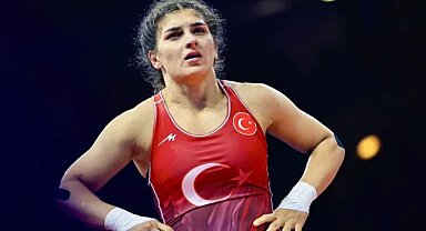 Nesrin Baş gümüş madalyanın sahibi oldu