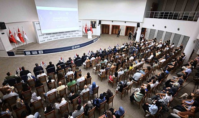 YKS’de dereceye giren Bursalı gençler BTSO’da ödüllendirildi