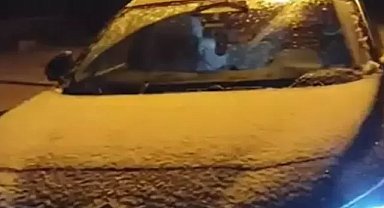 Uludağ'a kar yağdı