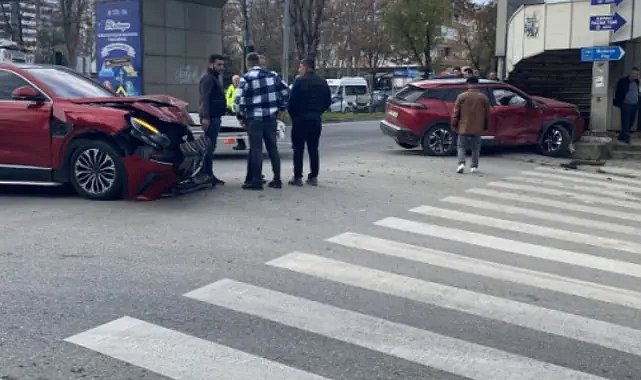 Bursa'da Feci Zincirleme Kaza: 5 Kişi Yaralandı!