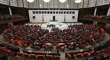 ÜST DÜZEY BÜROKRATLARA SEYYANEN ZAM İPTAL EDİLDİ! YÜRÜTMEYİ DURDURMA KARARI