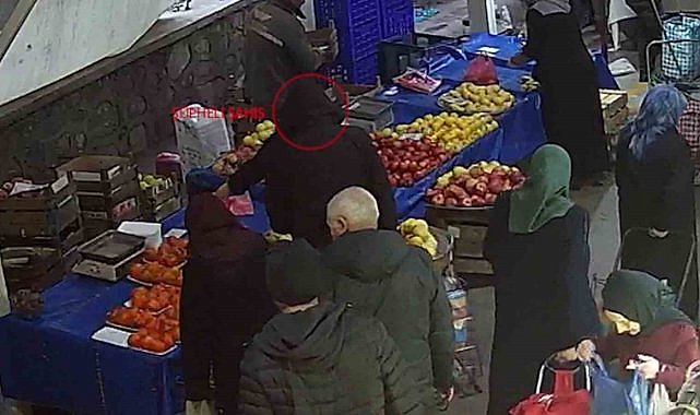 Kaşla göz arasında hırsızlık yaptı: O şüpheliyi polis yakaladı