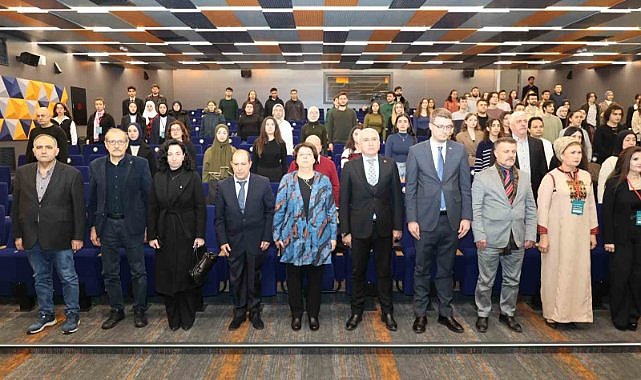 Türk dünyası şairleri BUÜ’de buluştu