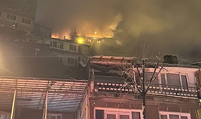 Uludağ'da korkutan yangın! Ev küle döndü!