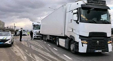 Bursa'da tanker TIR'a çarptı