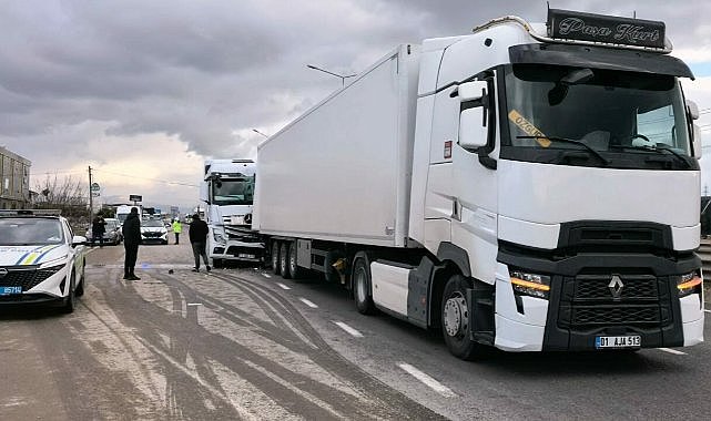 Bursa'da tanker TIR'a çarptı