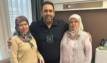 Kız kardeşler kanseri aynı gün Bursa'da yendi