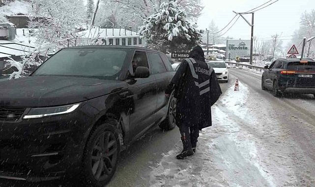 Uludağ yolunda sıkı denetim! Jandarma tek tek durdurdu
