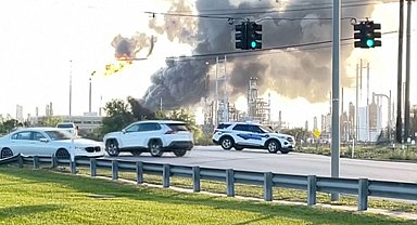 ABD'de petrol rafinerisinde patlama