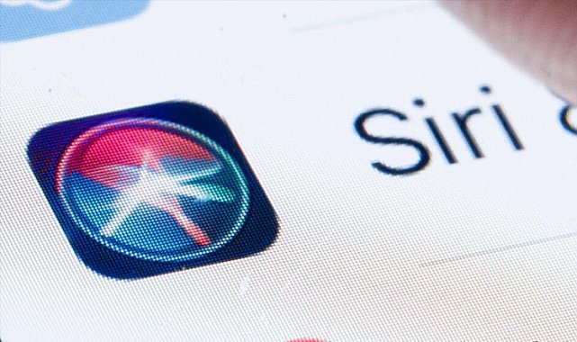 Apple’dan Siri için sürpriz yapay zekâ hamlesi: iPhone kullanıcıları artık ChatGPT yerine Claude ya da Gemini seçebilecek