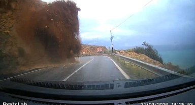 Aracıyla heyelanın altında kaldı! Korkunç anlar saniye saniye kamerada