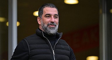 Arda Turan'dan Göztepe camiasına teşekkür!