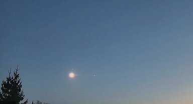 Avrupa gökyüzünde panik: Ateş topu parçalanarak eve düştü