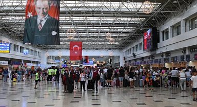 Bayramda 867 ek uçak seferi