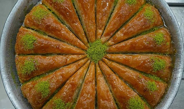 Bayramda tatlıya dikkat! Uzmanından kritik uyarılar