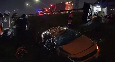 Bayramın ilk günü yürek yakan kaza! Taksi su kanalına uçtu: 3 ölü