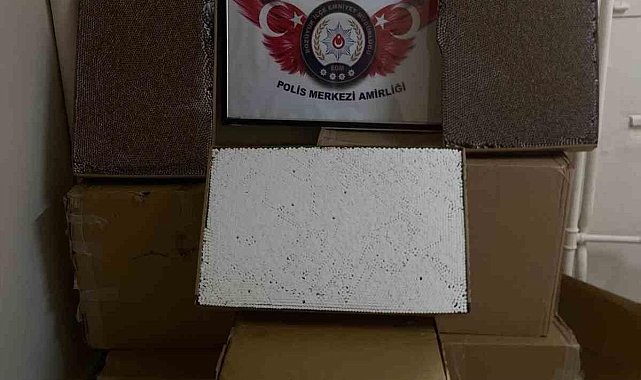 Bilecik’te kaçak sigara operasyonu: 125 bin adet sarma sigara ele geçirildi