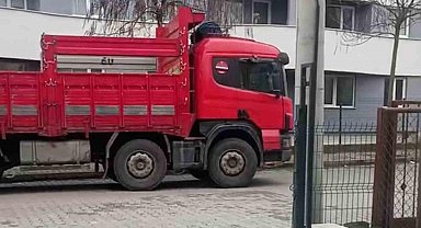 Bolu’da çalıntı tır sokakta park halinde bulundu