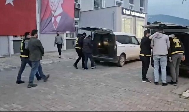 Bursa’da 3 kişinin yaralandığı çatışmanın failleri yakalandı