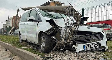 Bursa’da bayram öncesi feci kaza! 2 kişi yaralandı!