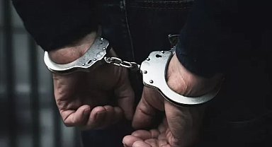 Bursa'da gasp ettiler, Eskişehir'de yakalandılar!