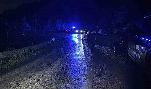 Bursa’da iki otomobil çarpıştı: 1 kişi yaralandı, 11 aylık bebek faciadan döndü