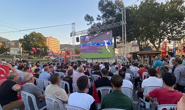 Bursa’da Milli heyecan dev ekranlarda yaşanacak