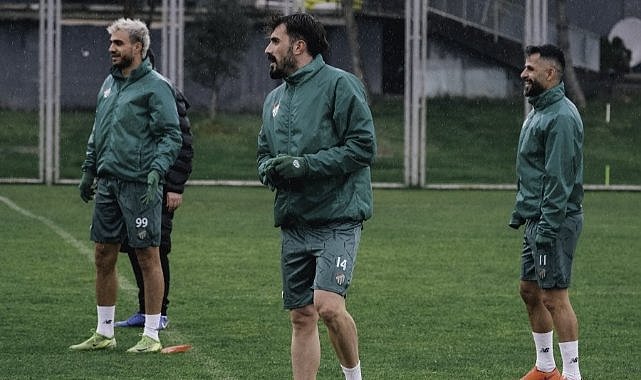 Bursaspor’da Gebze hazırlıkları sürüyor