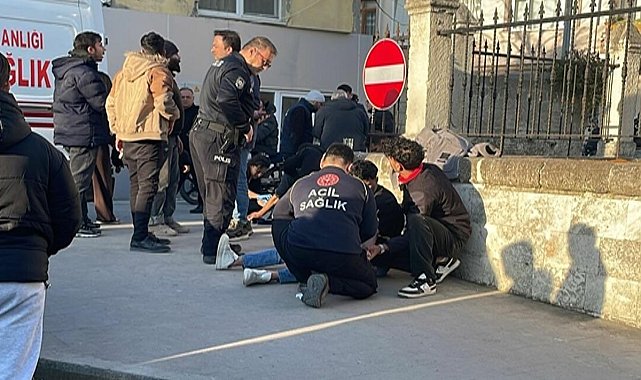 Çanakkale’de bıçaklı kavga: 2’si ağır 3 yaralı