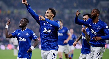 Chelsea, Avrupa için fırsat tepti! Everton'da 3 golle dağıldı