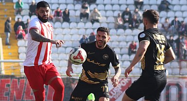 Çorum FK, Bolu'da 2 golle kazandı!