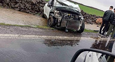 Diyarbakır’da otomobil takla attı: 2 yaralı