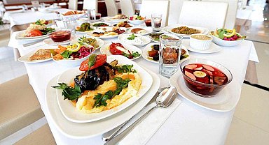 Diyet uzmanından sahur ve iftar uyarısı! Sağlık sorunlarına yol açabilir