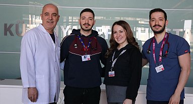 Doktor üç kardeş, babalarıyla aynı hastanede görev yapıyor