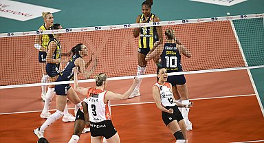 Eczacıbaşı 3-1 Fenerbahçe maç özeti (Voleybol Kadınlar Kupa Voley yarı final maçı)