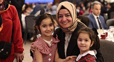 Fatma Betül Sayan Kaya: 