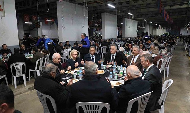 Gemlikliler dayanışma sofrasında buluştu