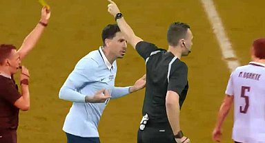 İngiltere-Uruguay maçında kart krizi! Kırmızıyı unuttu derken, kart gördiği ortaya çıktı