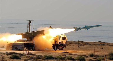 İran ordusu: ABD-İsrail hedeflerine yaklaşık 700 füze ve 3 bin 600 İHA atıldı