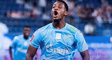 Jhon Duran yine gol attı! Zenit'e galibiyeti getirdi