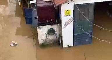 Kuraklığın ardından gelen sağanak İznik’i vurdu