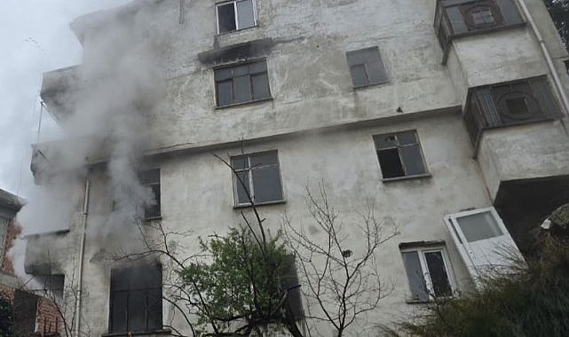 Mudanya’da apartmanda yangın paniği
