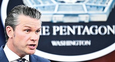 Pentagon para ve dua istedi… ‘Askerlerimiz için İsa Mesih’e dua edin’